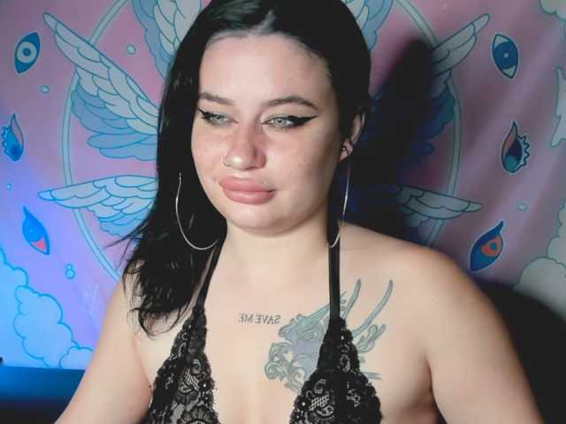 pretttyalice live cam on BongaCams