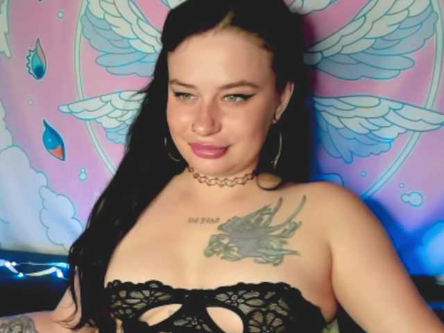 pretttyalice live cam on BongaCams