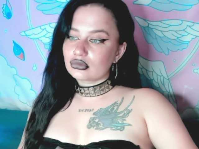 pretttyalice live cam on BongaCams