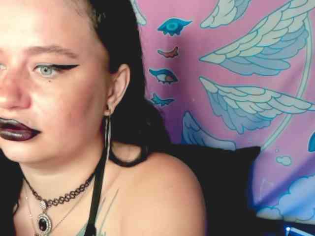 pretttyalice webcam