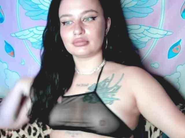 pretttyalice Live Webcam on BongaCams