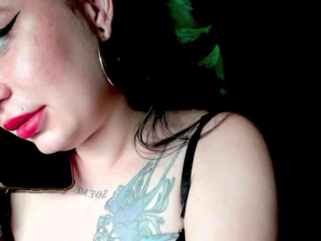 pretttyalice webcam