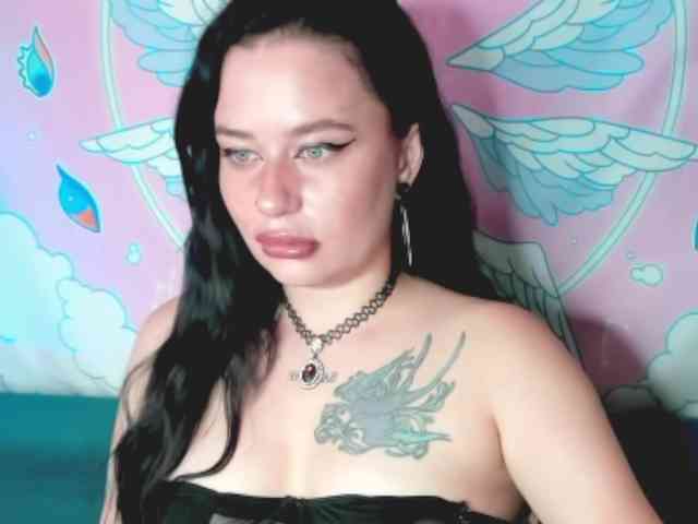 pretttyalice webcam