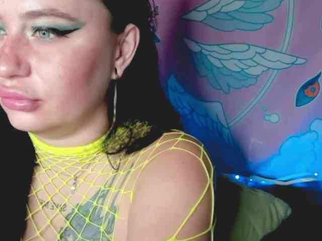 pretttyalice webcam