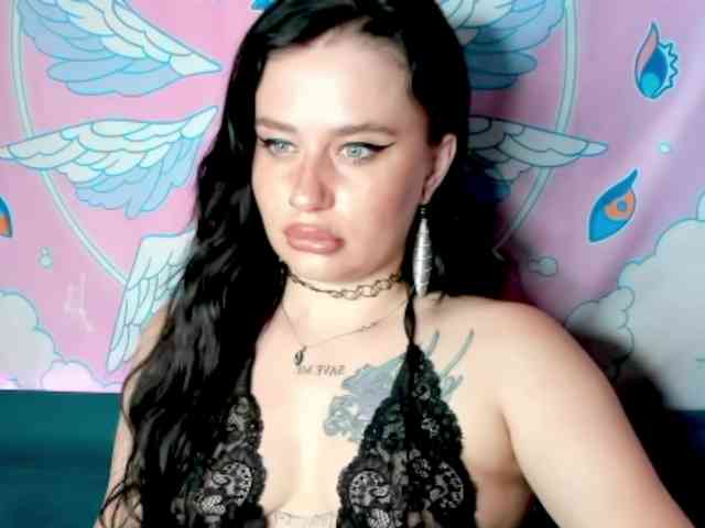 pretttyalice webcam