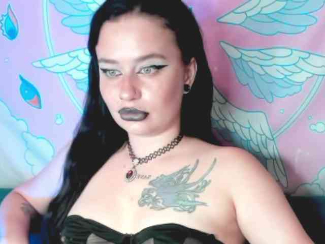 pretttyalice webcam