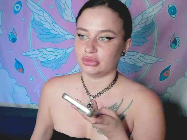 Pretttyalice - Girl 