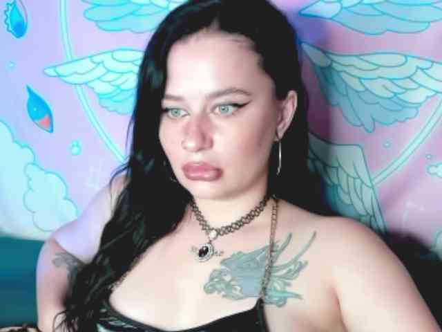 pretttyalice webcam