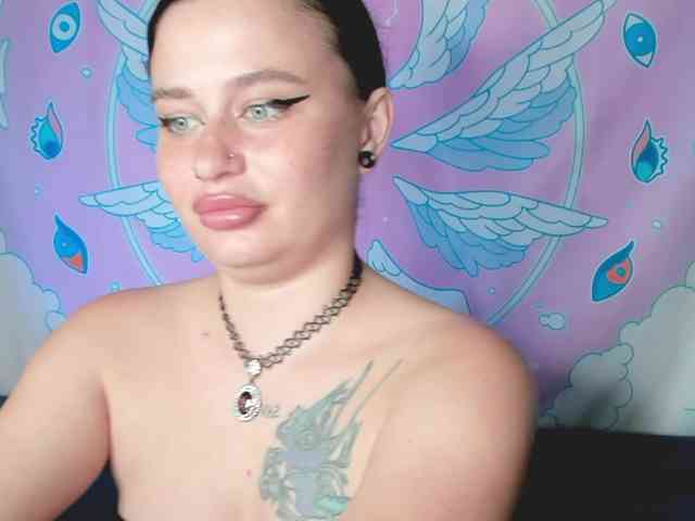 pretttyalice webcam