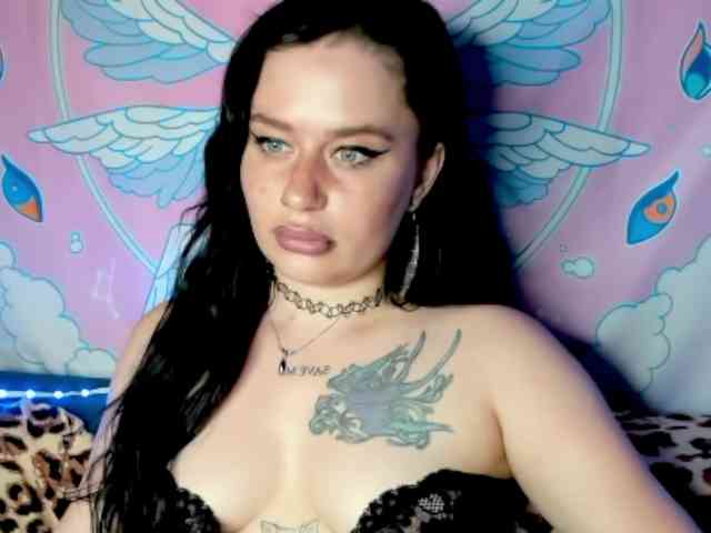 pretttyalice webcam