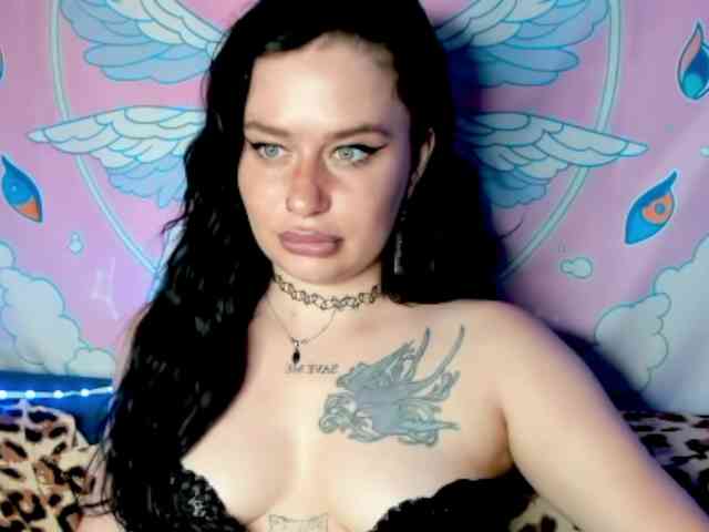 pretttyalice webcam