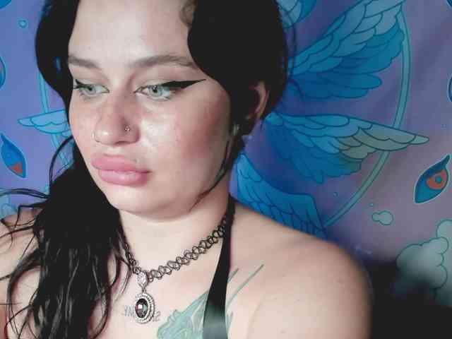 pretttyalice webcam