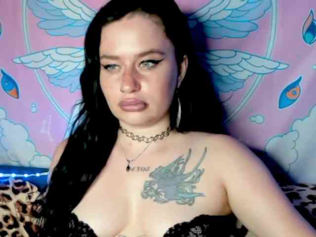 pretttyalice webcam