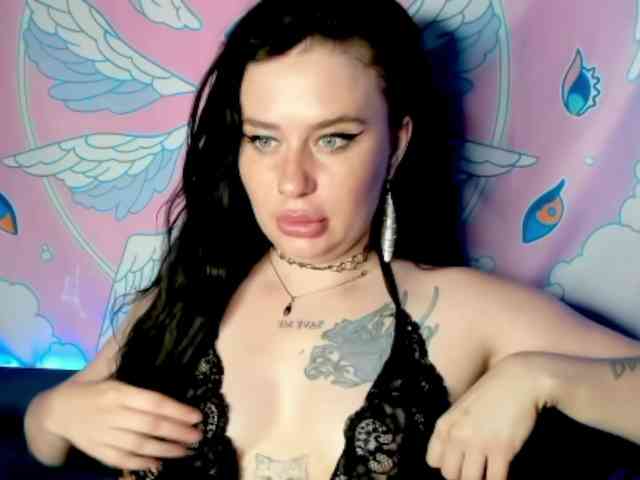 pretttyalice webcam