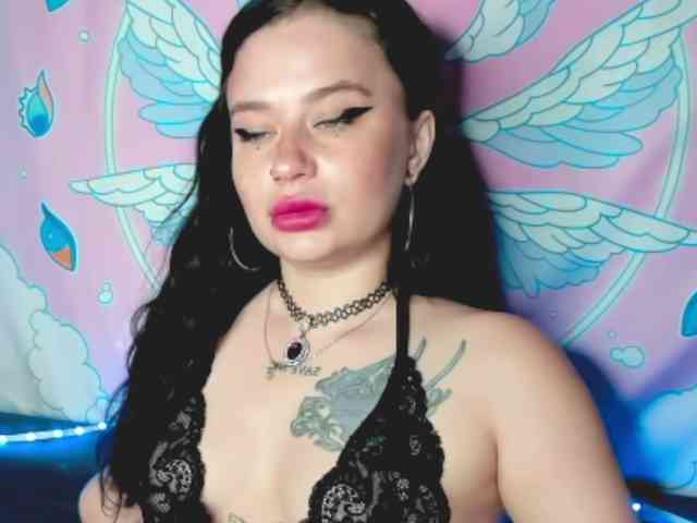 pretttyalice webcam