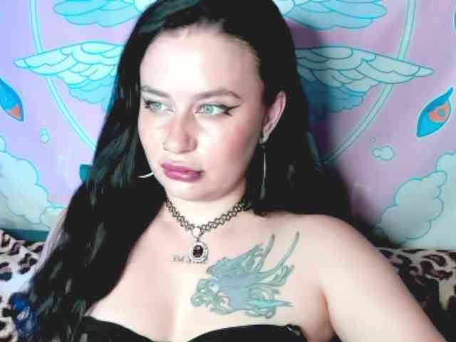 pretttyalice webcam