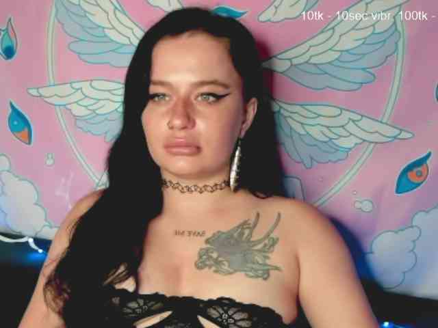 pretttyalice webcam