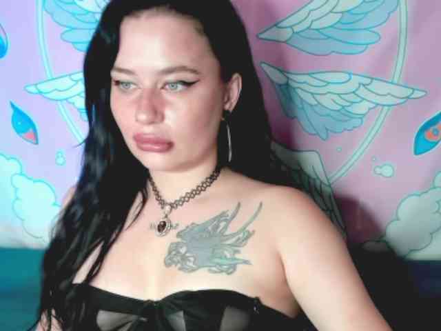 pretttyalice webcam