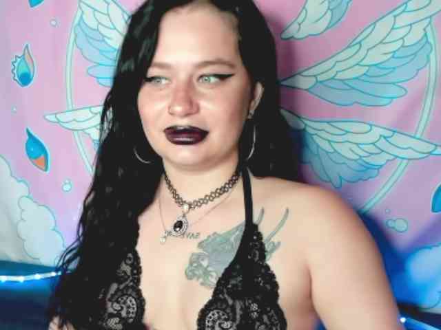 pretttyalice webcam