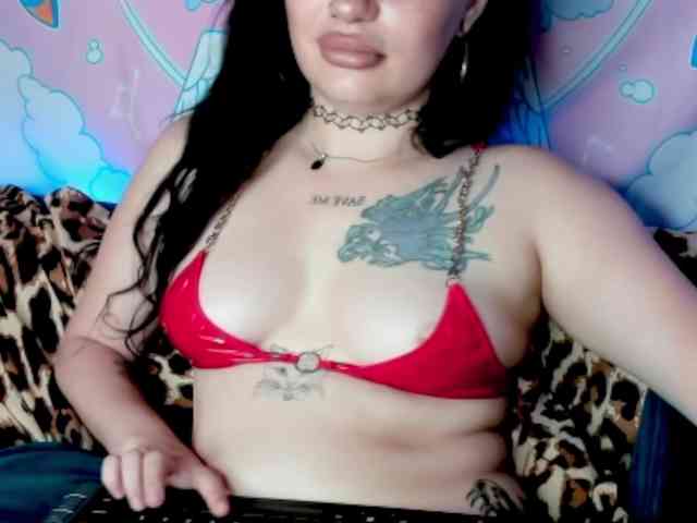 pretttyalice webcam