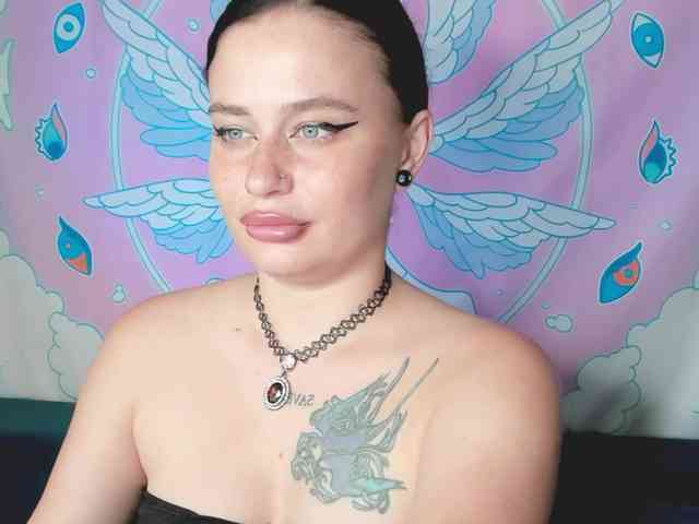 pretttyalice webcam