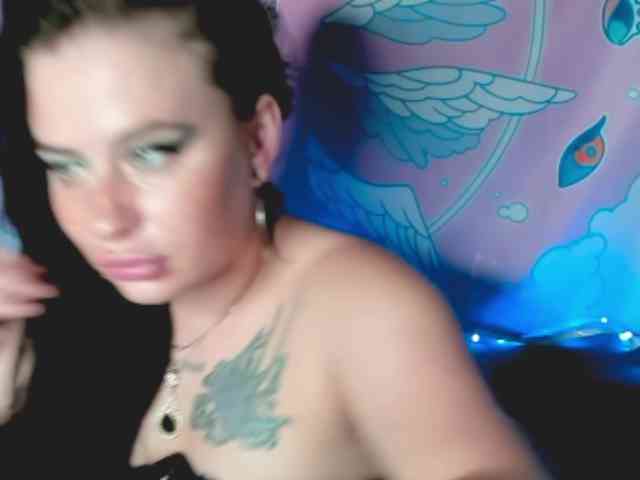 pretttyalice webcam