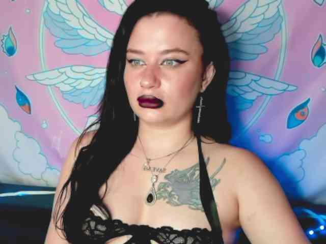pretttyalice webcam
