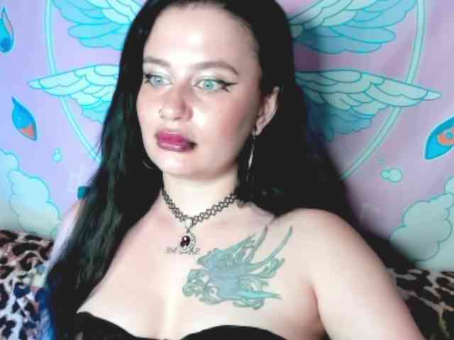 pretttyalice webcam