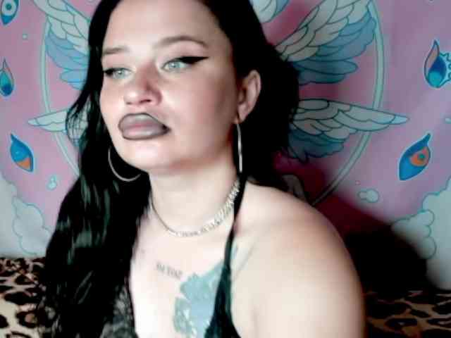 pretttyalice webcam