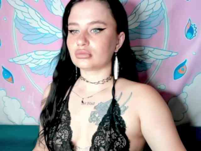 pretttyalice webcam