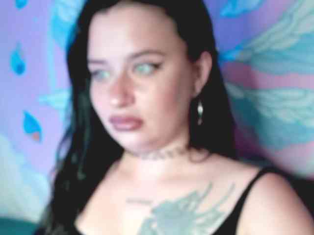 pretttyalice webcam