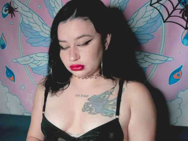 pretttyalice webcam