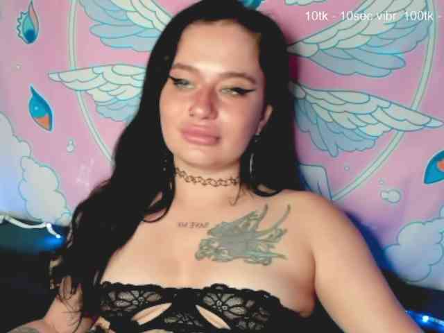 pretttyalice webcam