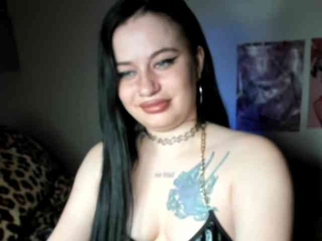 pretttyalice Live Webcam on BongaCams