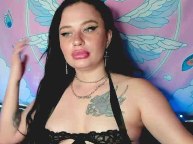 pretttyalice webcam
