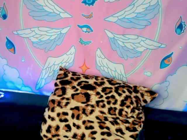 pretttyalice webcam
