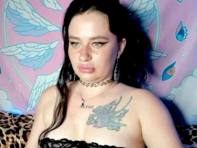 pretttyalice webcam