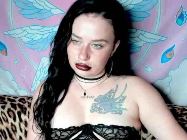 pretttyalice webcam