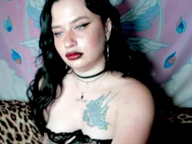 pretttyalice webcam