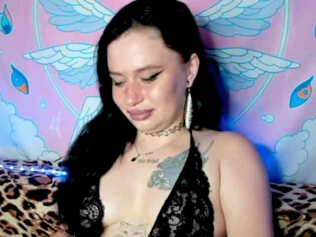 pretttyalice webcam