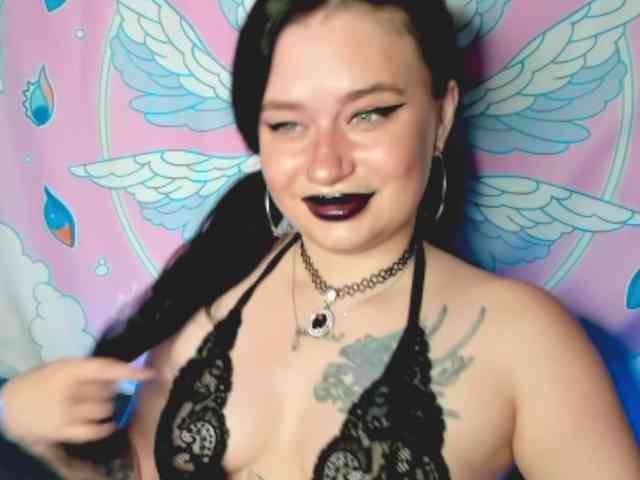 pretttyalice webcam