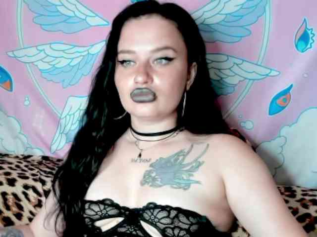 pretttyalice webcam