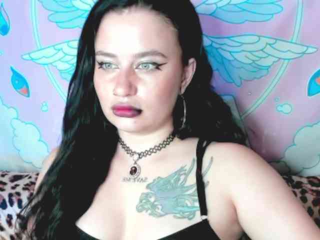 pretttyalice webcam