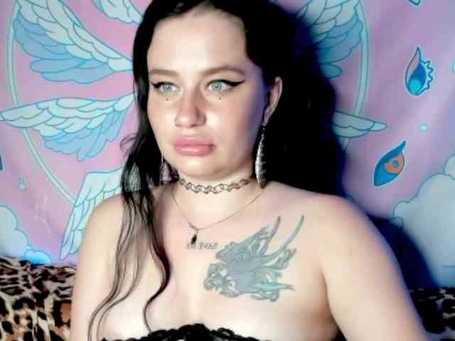 pretttyalice webcam
