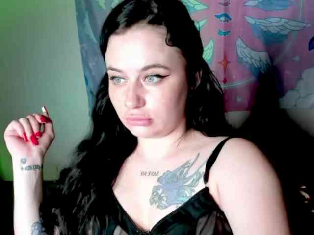 pretttyalice webcam