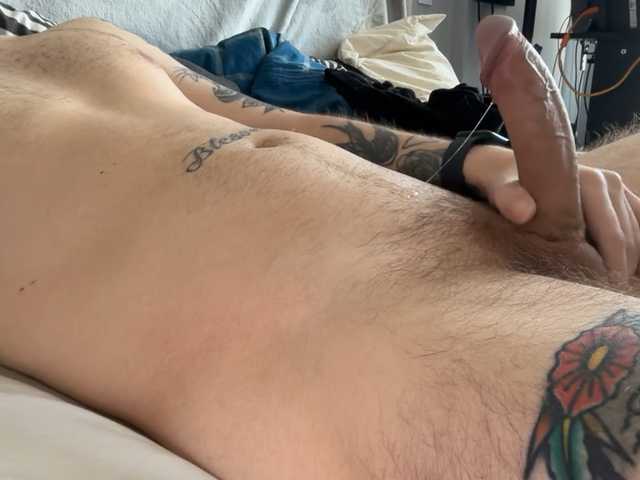 Pashkaa69, 30 y/o - Live Cam on BongaCams