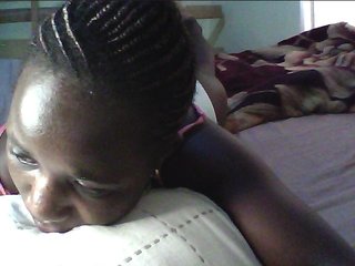 alora-skylar's Live Webcam