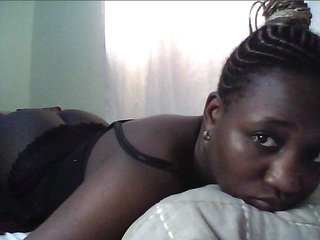 alora-skylar's Live Webcam