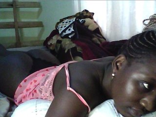 alora-skylar's Live Webcam