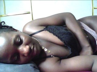 alora-skylar's Live Webcam